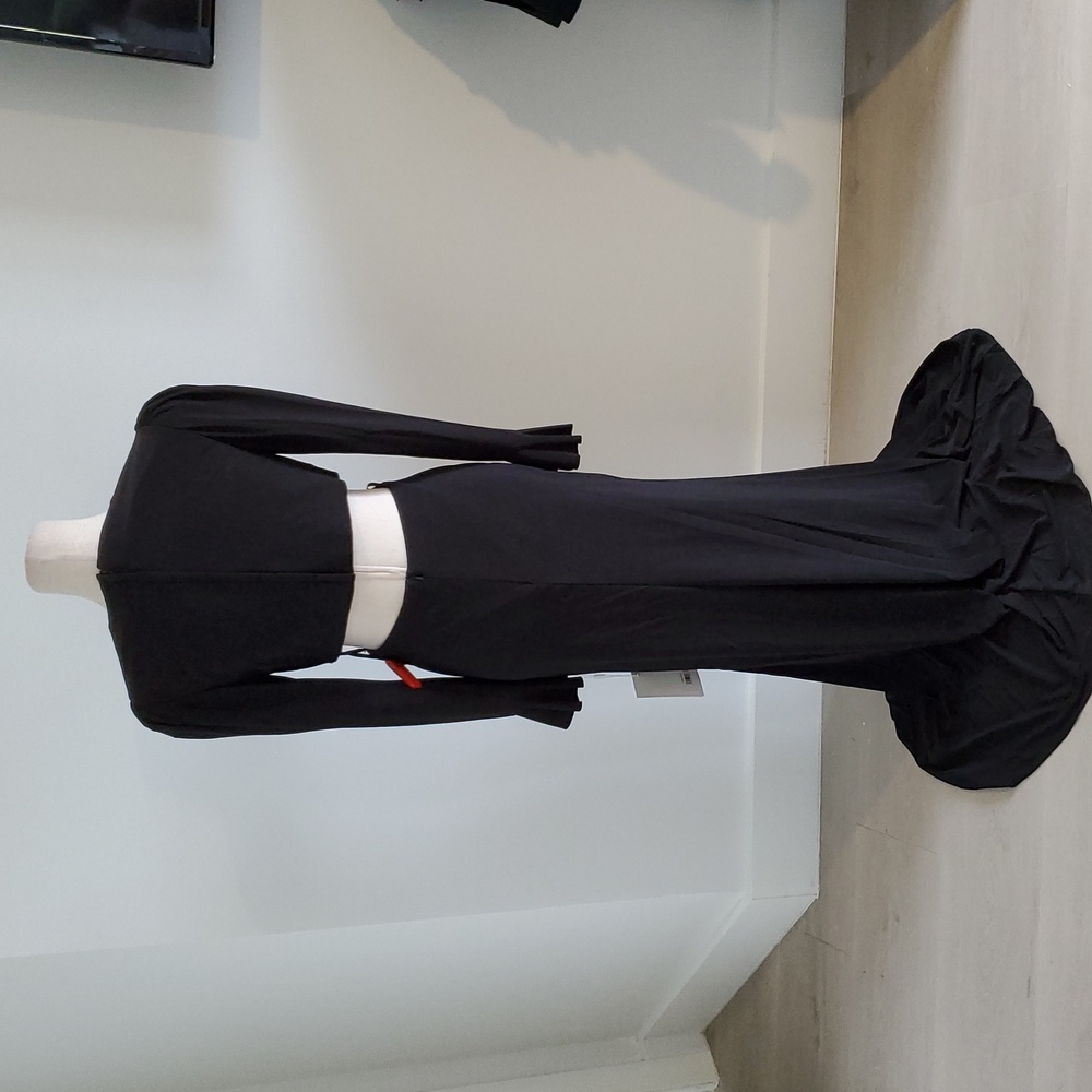 Mac Duggal Black Long Sleeve gown with cut out sides  Size 8 new with tags - Picture 6 of 10